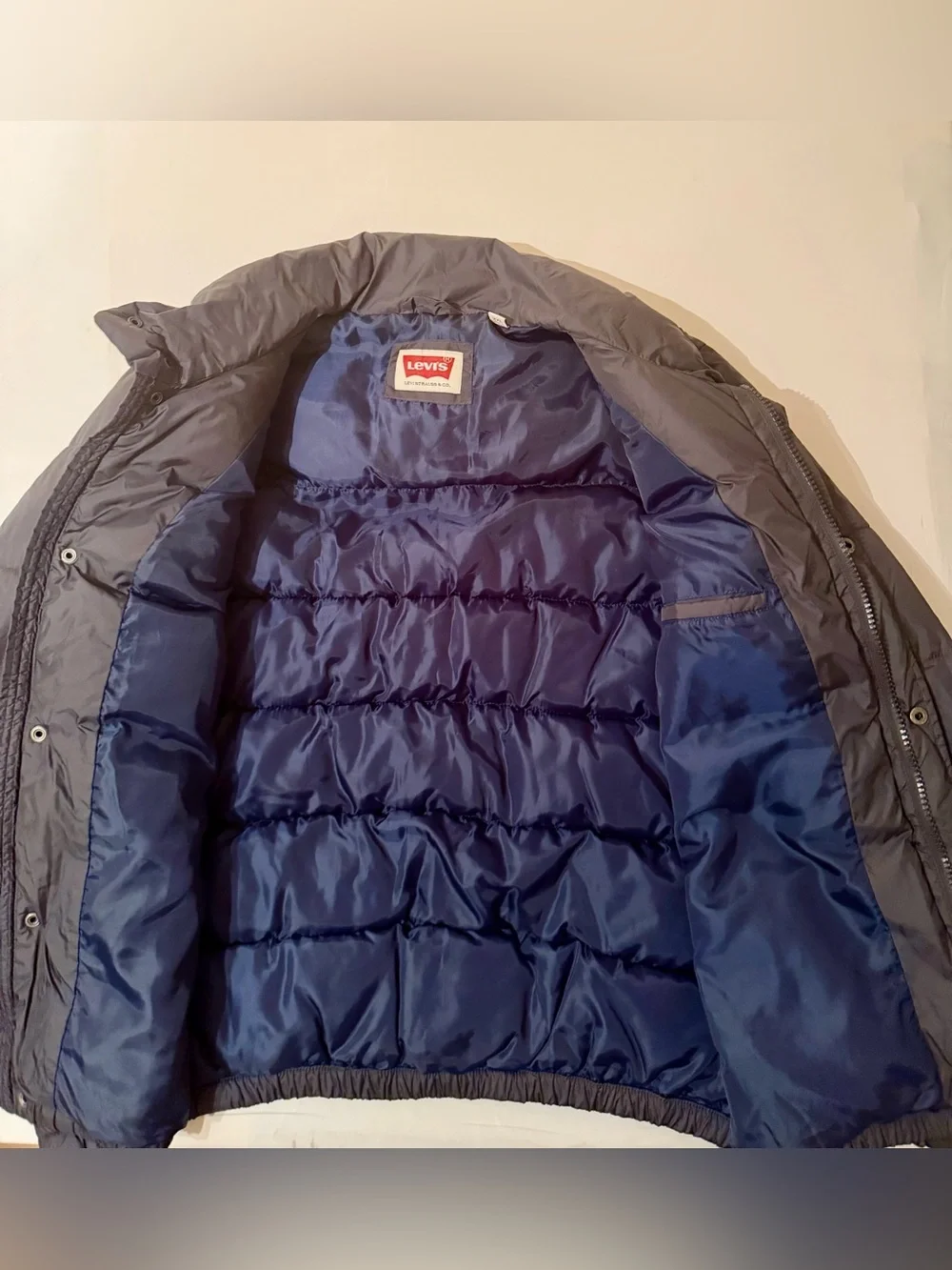 Vtg Levi’s Men’s 2XL Black Puffer Coat Jacket Snap Front Nylon Insulated Coat